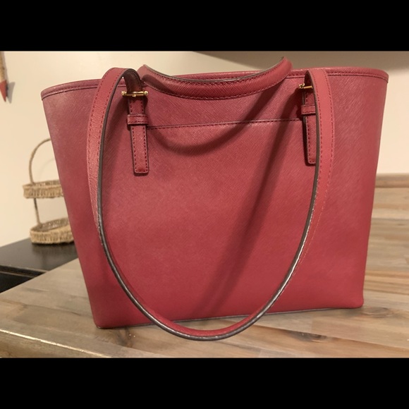 Michael Kors Handbag - Picture 2 of 3